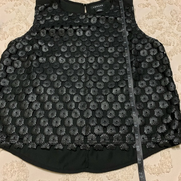 Faux Leather Crochet look top small - Picture 4 of 8